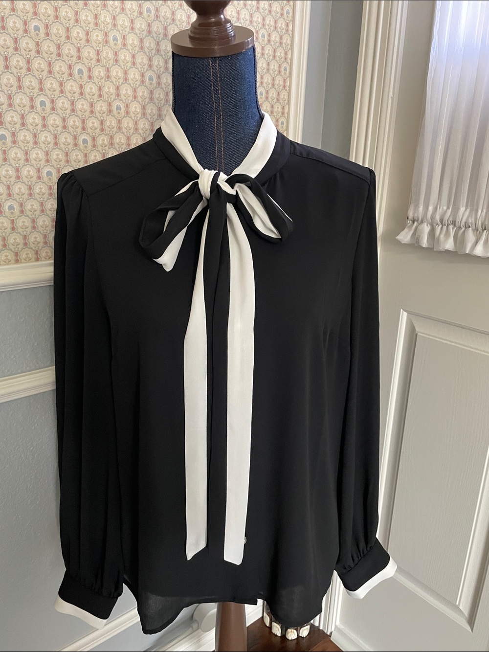 NWT CeCe Black Blouse with White Tie-Neck and Cuff Trim